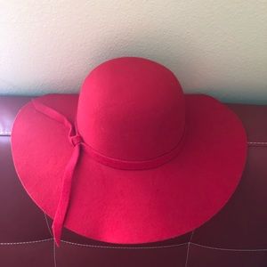NWT..Red Hat